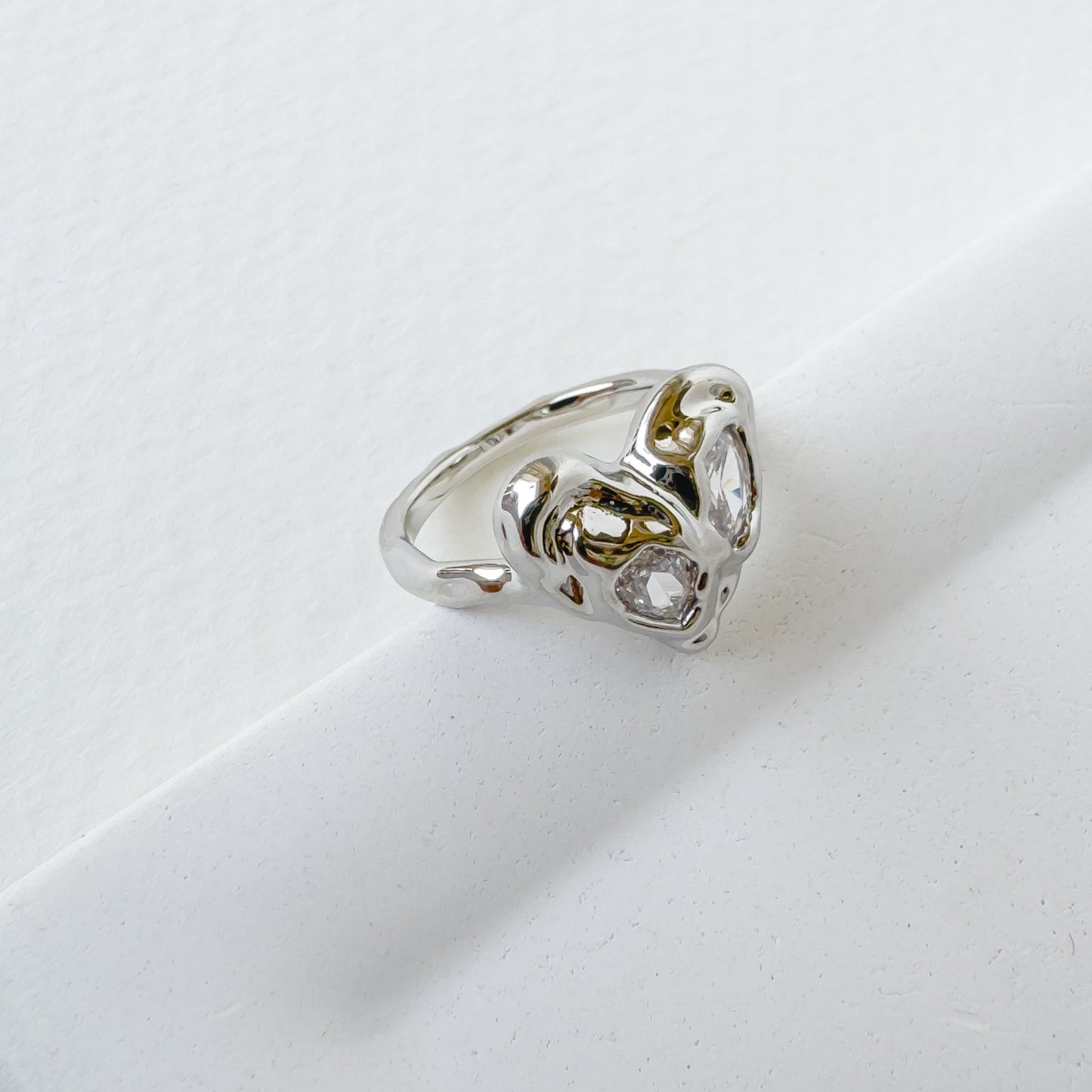 HEART GEM ADJUSTABLE RING