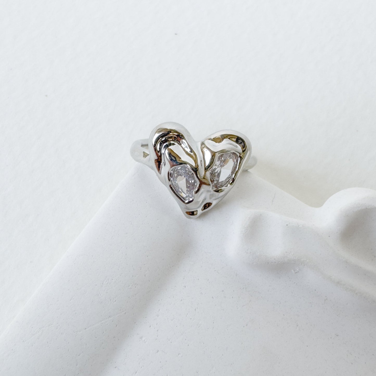 HEART GEM ADJUSTABLE RING