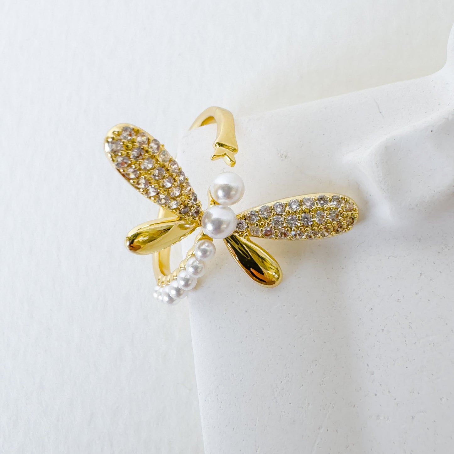 GEM BUTTERFLY ADJUSTABLE RING