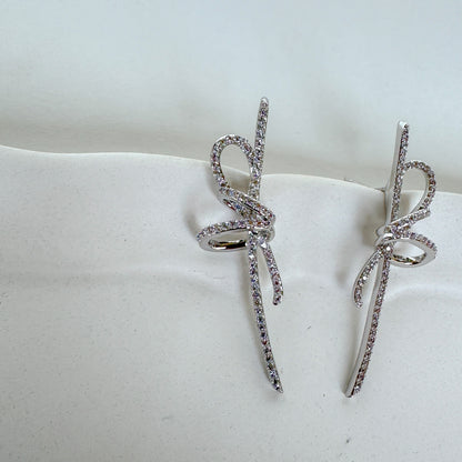 STRING BOW EARRING