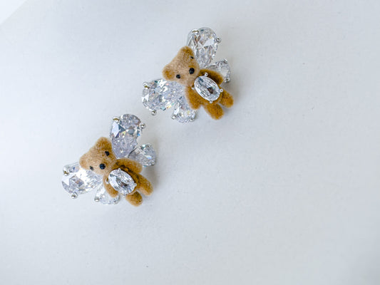 FLY TEDDY EARRINGS