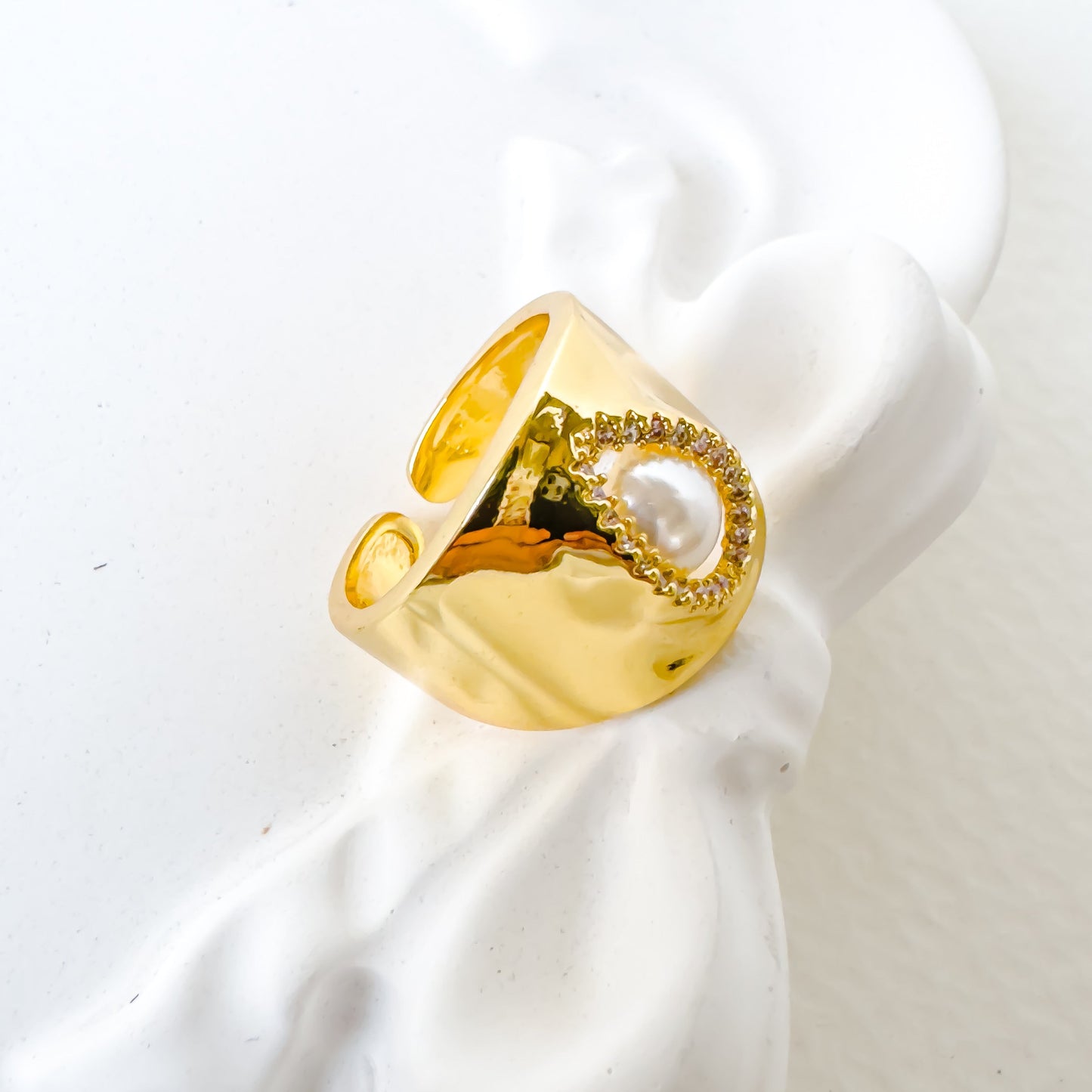 PEARL EYE ADJUSTABLE RING