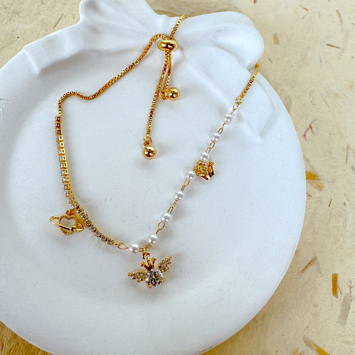 SHINY CHARMS ADJUSTABLE BRACELET