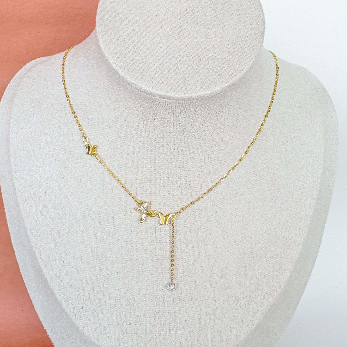 GOLDEN BUTTERFLY NECKLACE