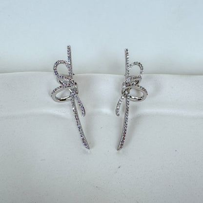 STRING BOW EARRING