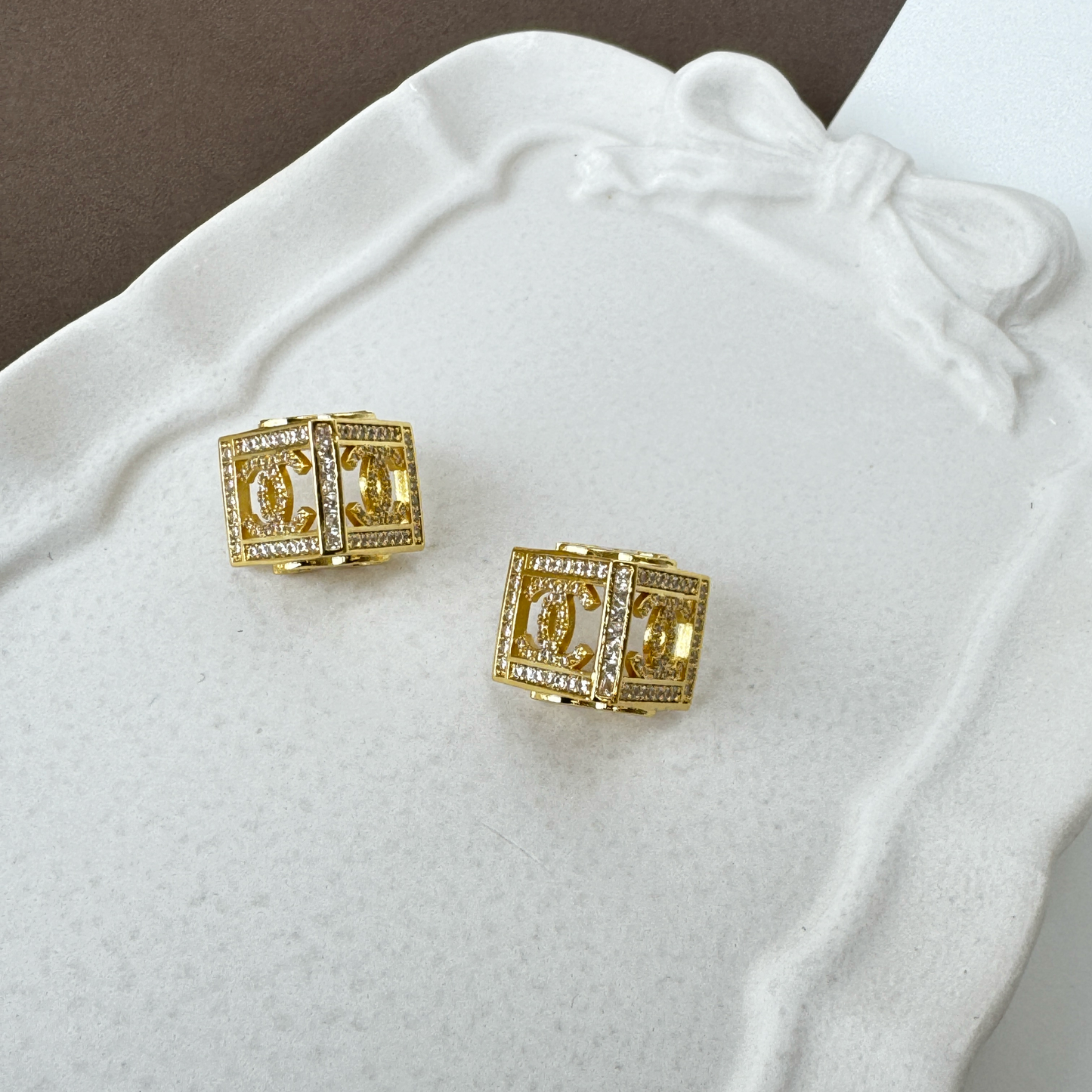 LUXE X CUBE EARRING