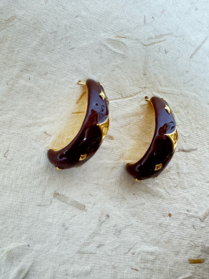 SEMI HOOP STAR EARRING